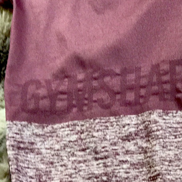 Gym shark 🦈 lavender, extra booty sculpting 🍑, and, fabric perfect for gym! - Picture 3 of 3